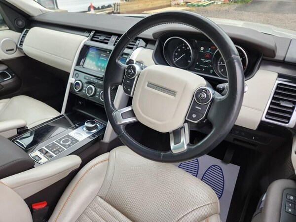 Used Land Rover Discovery 2017 for sale - 76247111: Photo 15