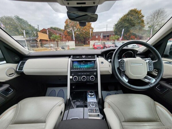 Used Land Rover Discovery 2017 for sale - 76247111: Photo 17