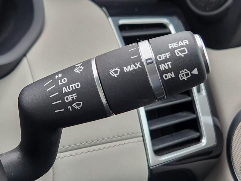 Used Land Rover Discovery 2017 for sale - 76247111: Photo 32