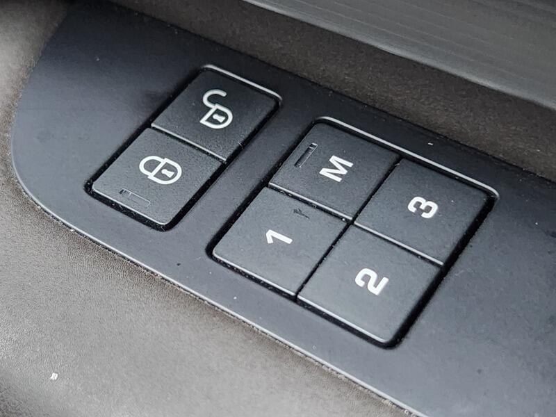 Used Land Rover Discovery 2017 for sale - 76247111: Photo 35