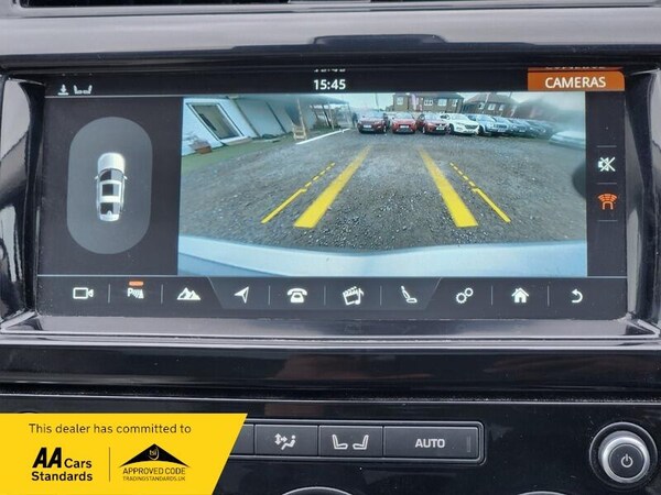 Used Land Rover Discovery 2017 for sale - 76247111: Photo 5