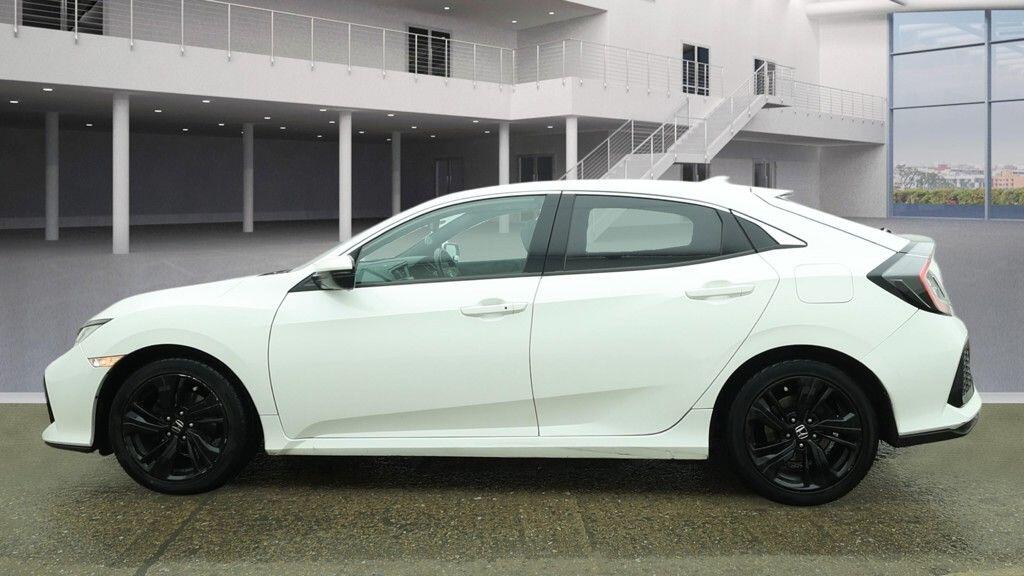 Used Honda Civic 2018 for sale - 77709756: Photo 8