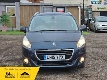 Used Peugeot 5008 2015 for sale - 74762679: Photo