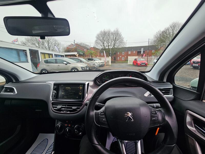 Used Peugeot 2008 for sale - 77497061: Photo 14