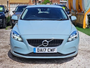 Used Volvo V40 2017 for sale - 78982212: Photo