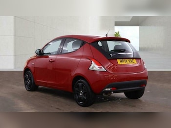 Used Chrysler Ypsilon 2014 for sale - 78549109: Photo