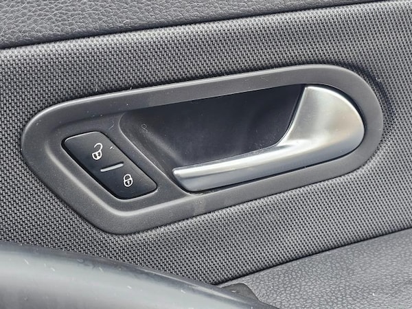 Used Volkswagen Scirocco 2010 for sale - 74823308: Photo 26