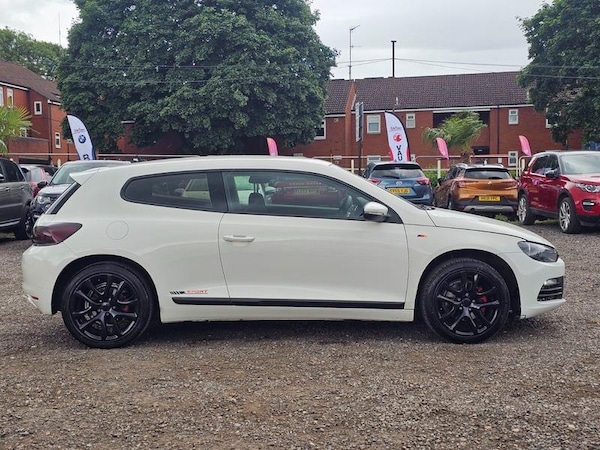 Used Volkswagen Scirocco 2010 for sale - 74823308: Photo 8