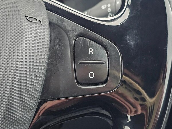 Used Renault Clio 2014 for sale - 73685166: Photo 25
