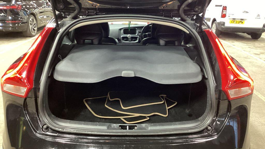 Used Volvo V40 Cross Country 2016 for sale - 77101903: Photo 9