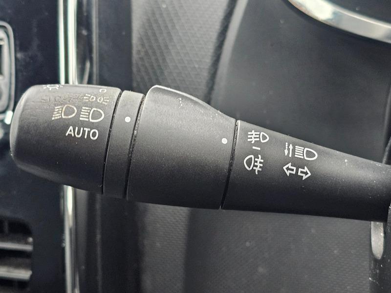 Used Renault Clio 2014 for sale - 77305150: Photo 28