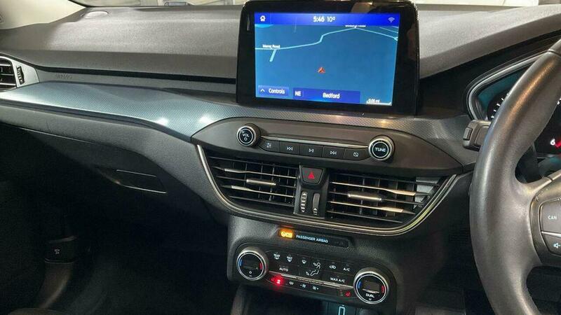 Used Ford Focus 2020 for sale - 76965076: Photo 2