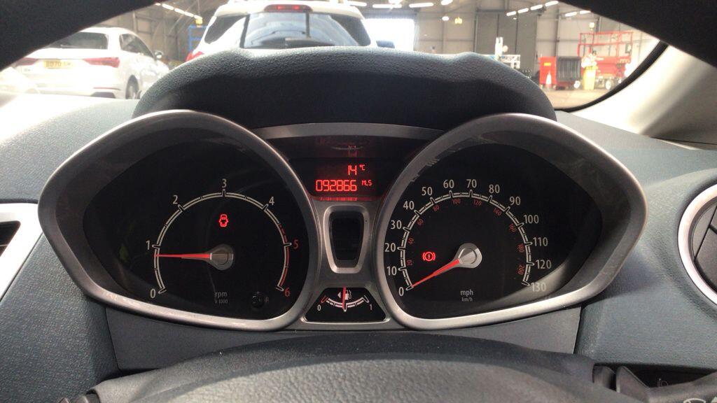 Used Ford Fiesta 2010 for sale - 78019426: Photo 11