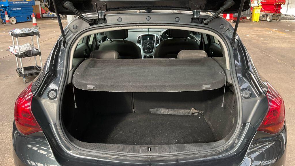 Used Vauxhall Astra 2014 for sale - 78099973: Photo 14