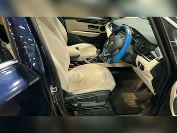 Used BMW 2 Series 2017 for sale - 77400559: Photo