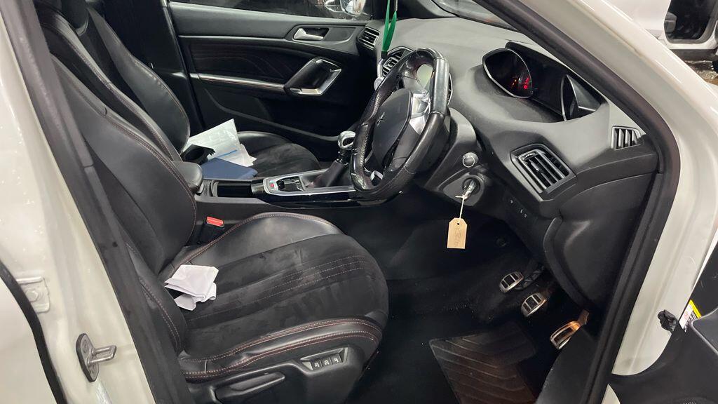 Used Peugeot 308 2015 for sale - 77709661: Photo 10