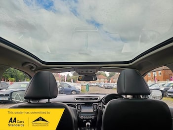 Used Nissan Qashqai 2016 for sale - 75033725: Photo