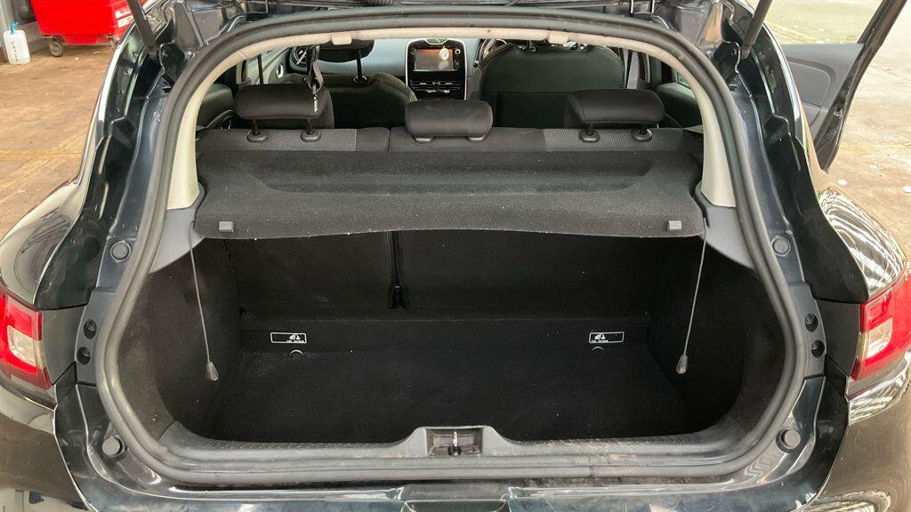 Used Renault Clio for sale - 78184280: Photo 11