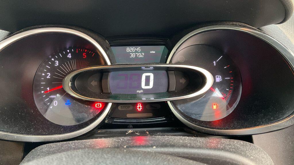 Used Renault Clio for sale - 78184280: Photo 4