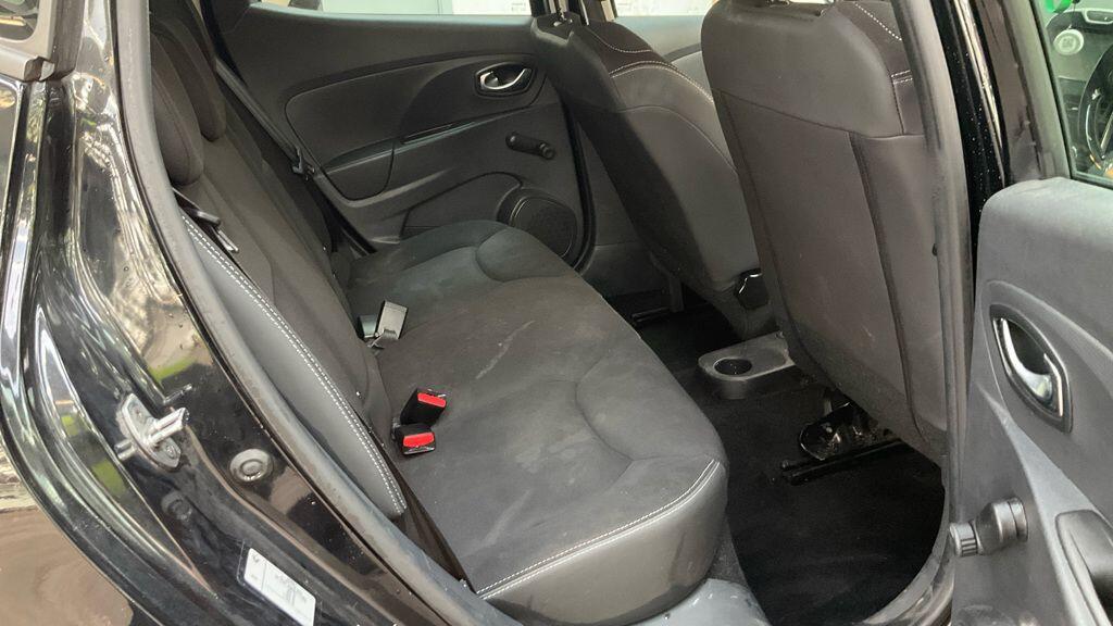 Used Renault Clio for sale - 78184280: Photo 8