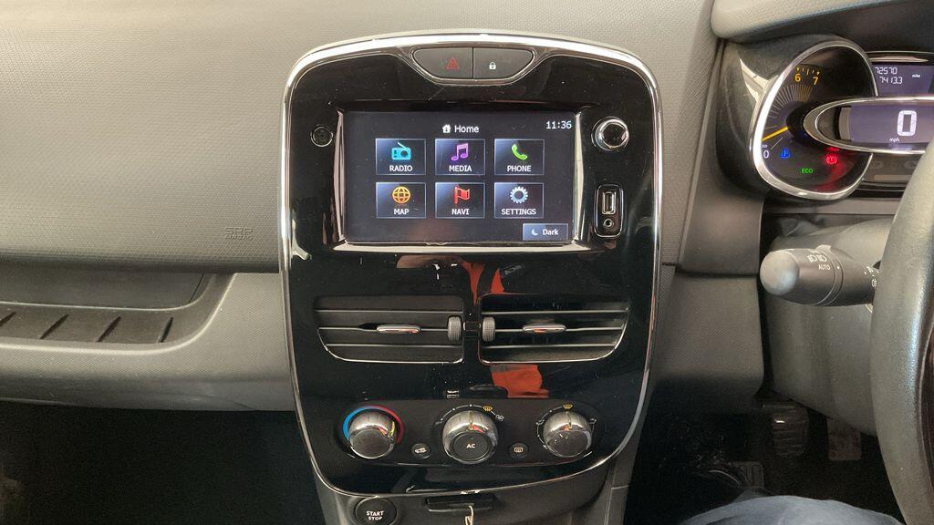 Used Renault Clio 2014 for sale - 77982566: Photo 3