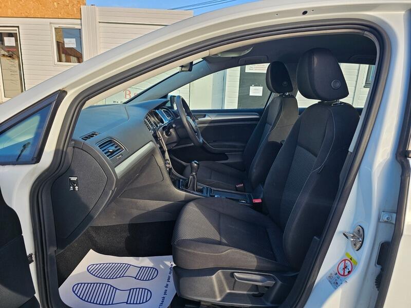 Used Volkswagen Golf 2017 for sale - 76759444: Photo 14