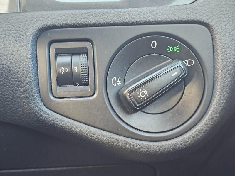 Used Volkswagen Golf 2017 for sale - 76759444: Photo 34