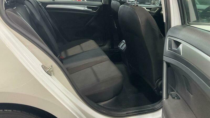 Used Volkswagen Golf 2017 for sale - 76759444: Photo 9