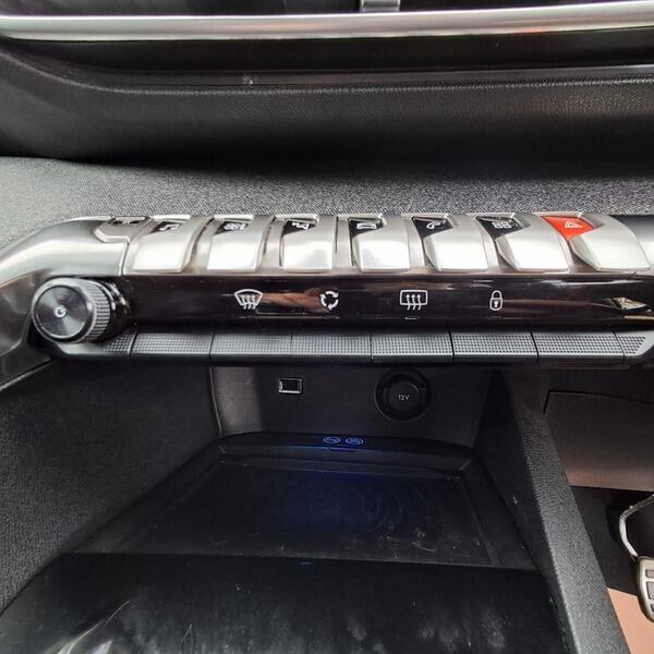 Used Peugeot 3008 2017 for sale - 76247632: Photo 12