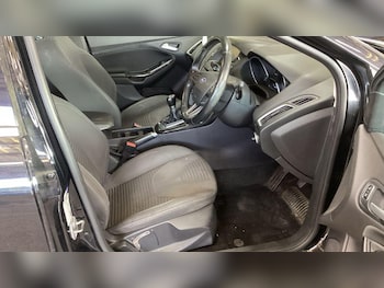 Used Ford Focus 2015 for sale - 75543749: Photo