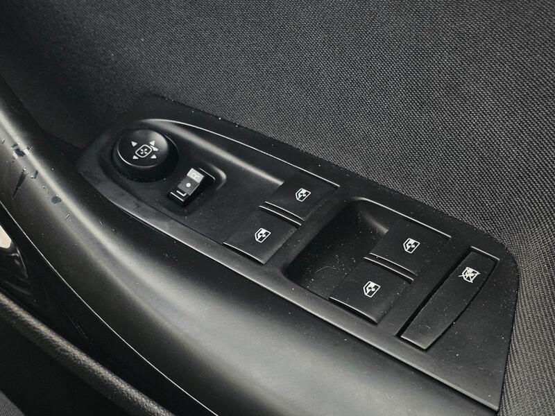 Used Vauxhall Astra 2018 for sale - 78220002: Photo 25