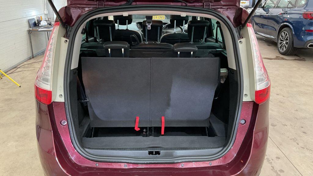 Used Renault Grand Scenic 2014 for sale - 77898446: Photo 9