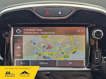 Used Renault Clio 2015 for sale - 75478481: Photo