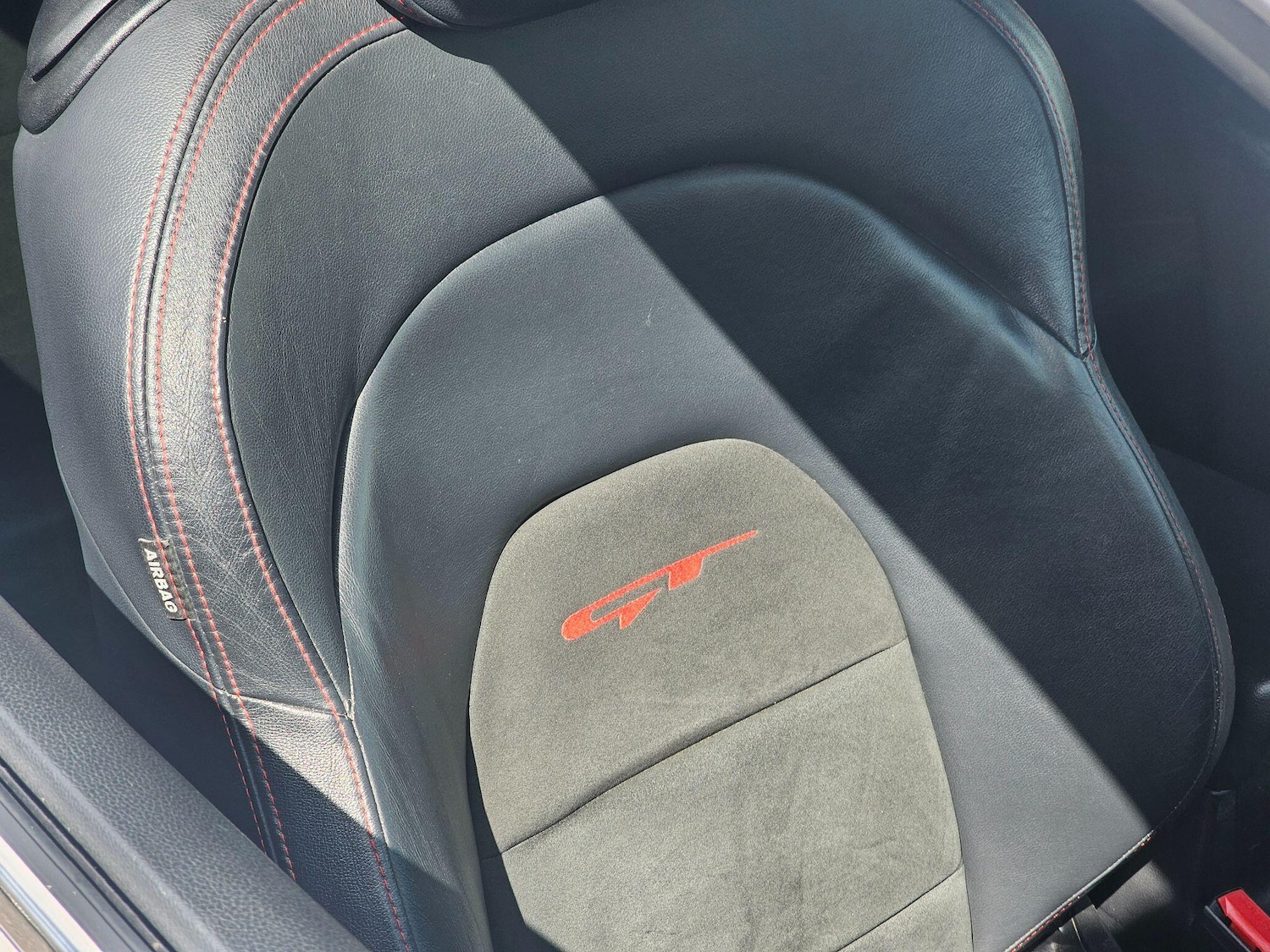 Used Kia Pro Ceed 2014 for sale - 76658298: Photo 12