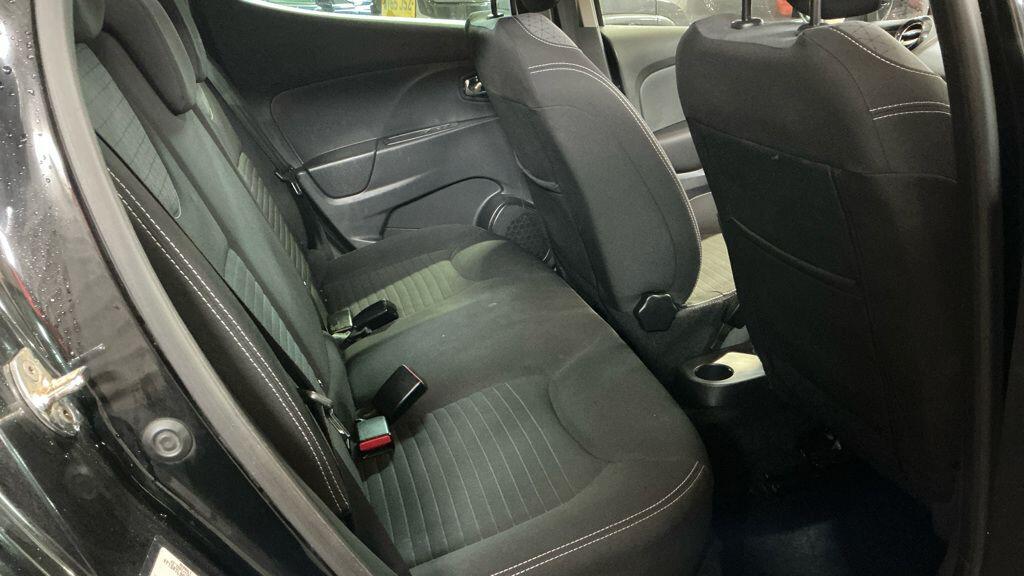 Used Renault Clio for sale - 77705578: Photo 9