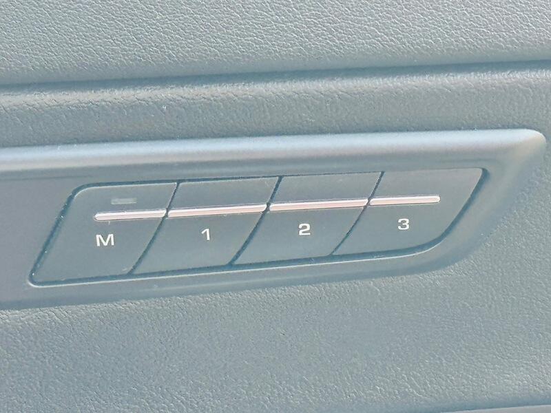 Used Jaguar E-Pace 2018 for sale - 77982405: Photo 25