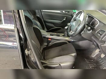 Used Renault Megane 2017 for sale - 78561033: Photo