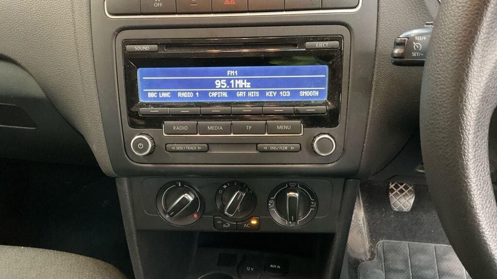 Used Volkswagen Polo for sale - 77808887: Photo 3