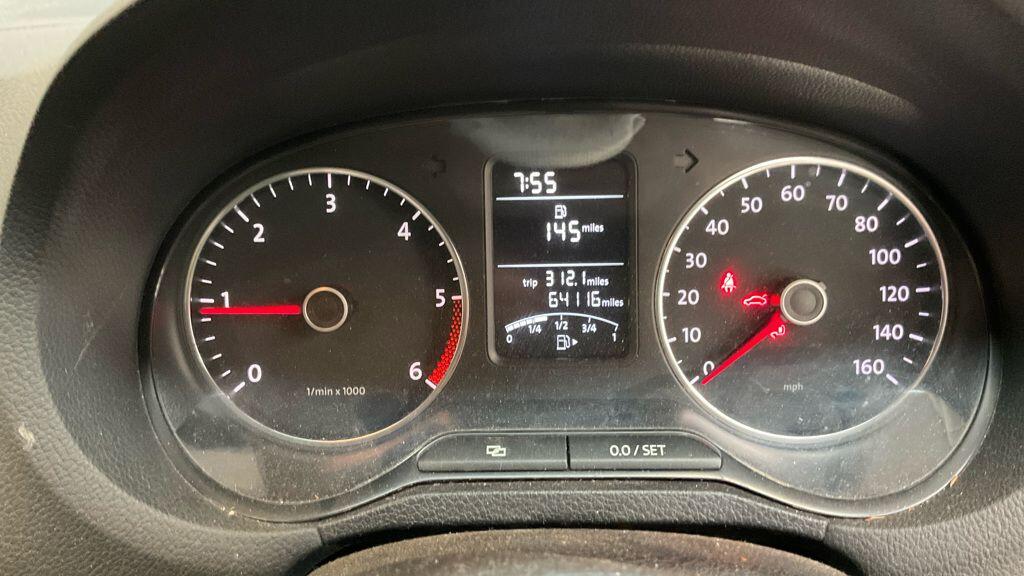 Used Volkswagen Polo for sale - 77808887: Photo 4