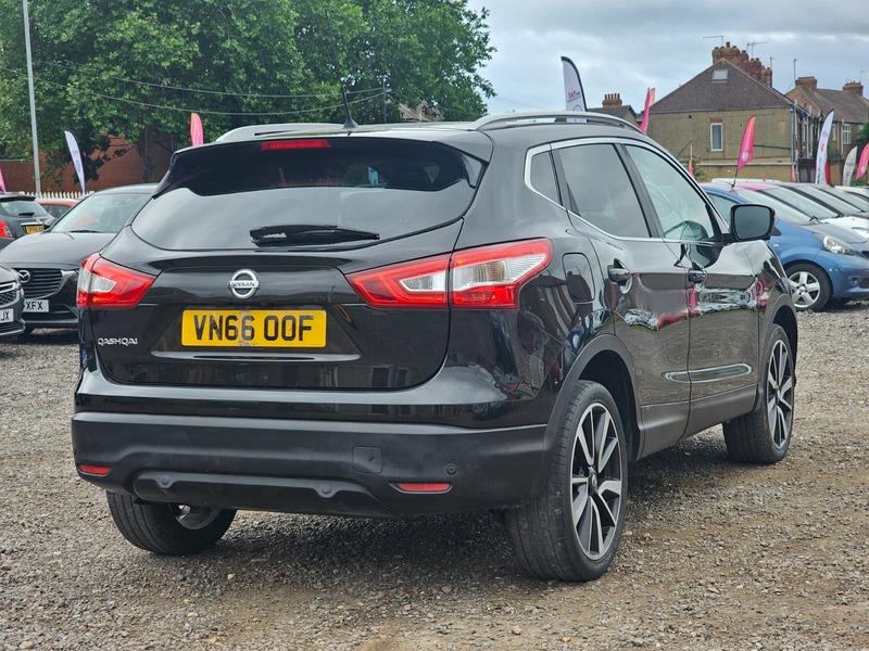 Used Nissan Qashqai 2016 for sale - 76990233: Photo 10