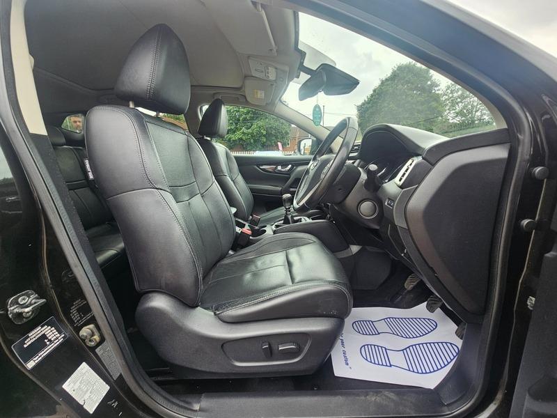 Used Nissan Qashqai 2016 for sale - 76990233: Photo 12