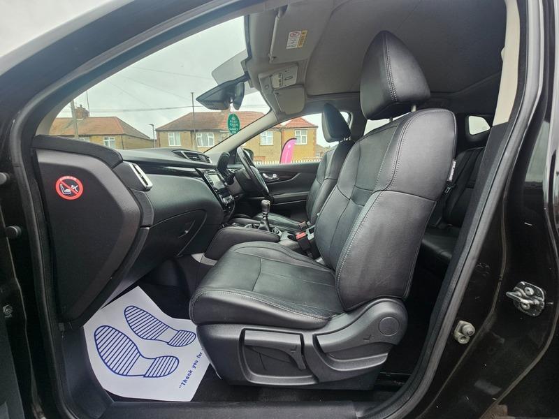 Used Nissan Qashqai 2016 for sale - 76990233: Photo 16