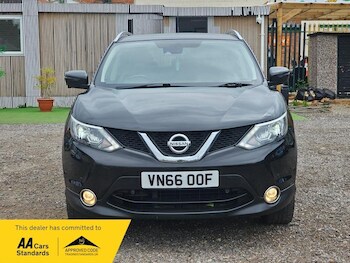 Used Nissan Qashqai 2016 for sale - 76990233: Photo