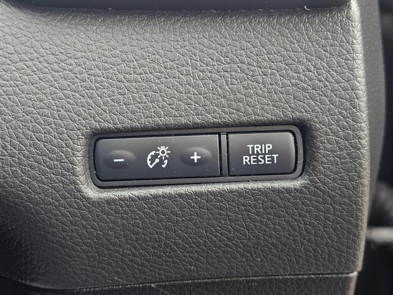 Used Nissan Qashqai 2016 for sale - 76990233: Photo 35