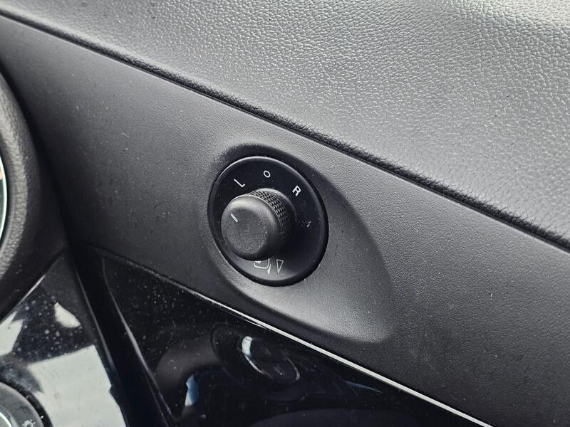 Used Chevrolet Orlando 2013 for sale - 77940145: Photo 27