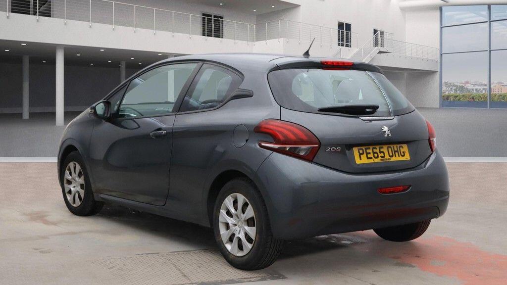 Used Peugeot 208 2015 for sale - 77839846: Photo 4