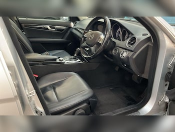 Used Mercedes-Benz C Class 2012 for sale - 77377473: Photo