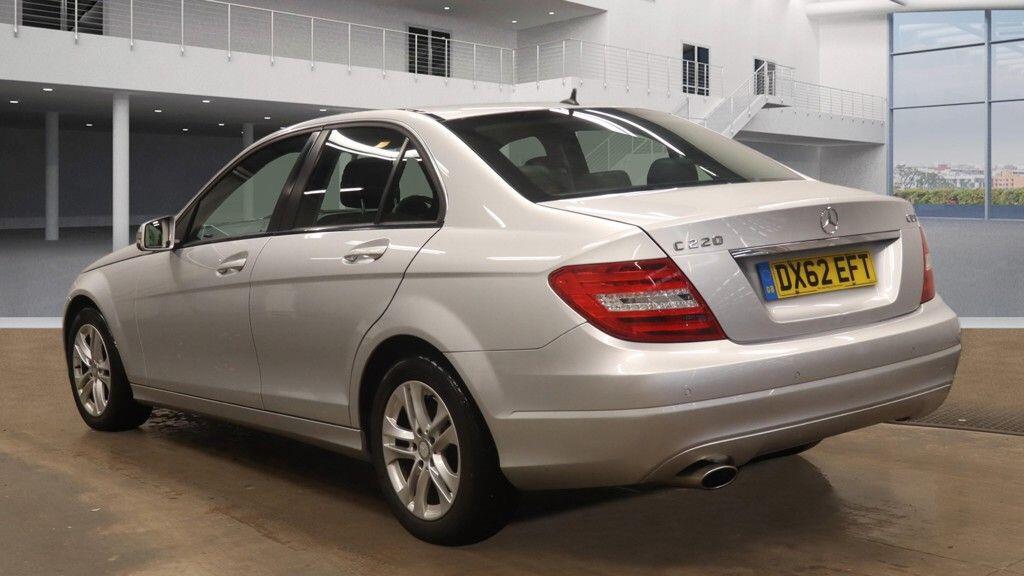 Used Mercedes-Benz C Class 2012 for sale - 77377473: Photo 6