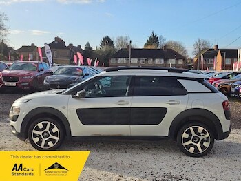 Used Citroen C4 Cactus 2014 for sale - 77387001: Photo