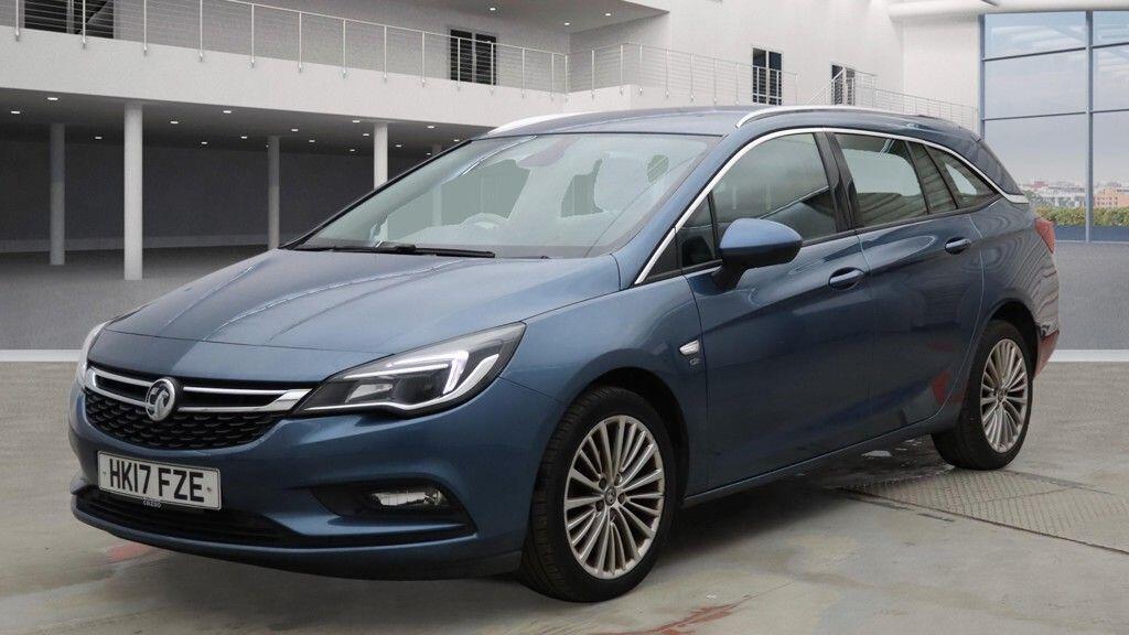Used Vauxhall Astra 2017 for sale - 77510144: Photo 2